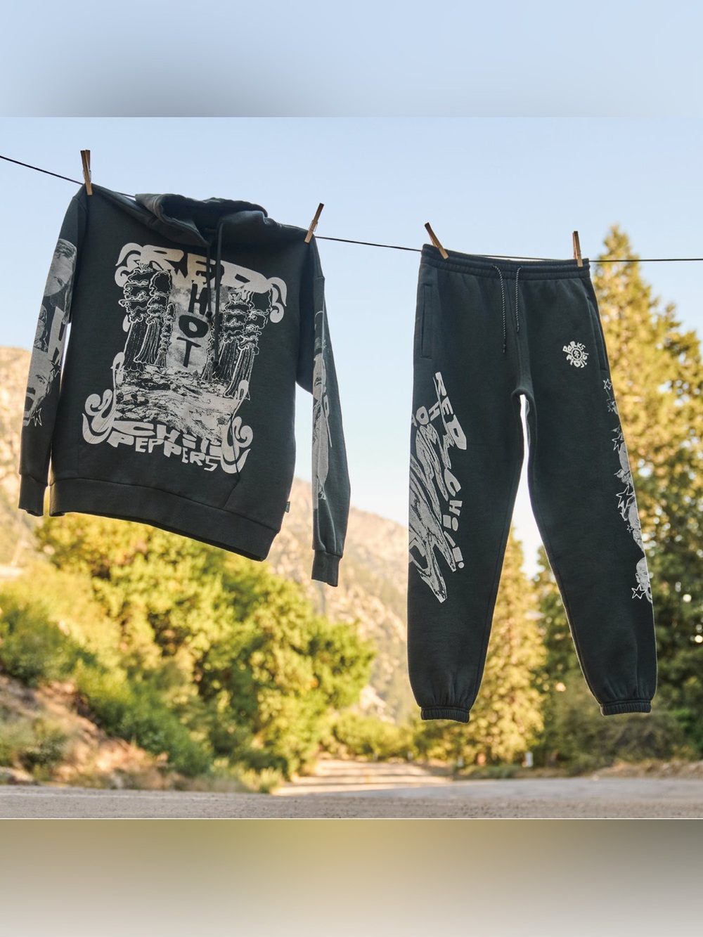 Parks Project Red Hot Chili Peppers Yosemite Sweatshirt and Sweatpants Set